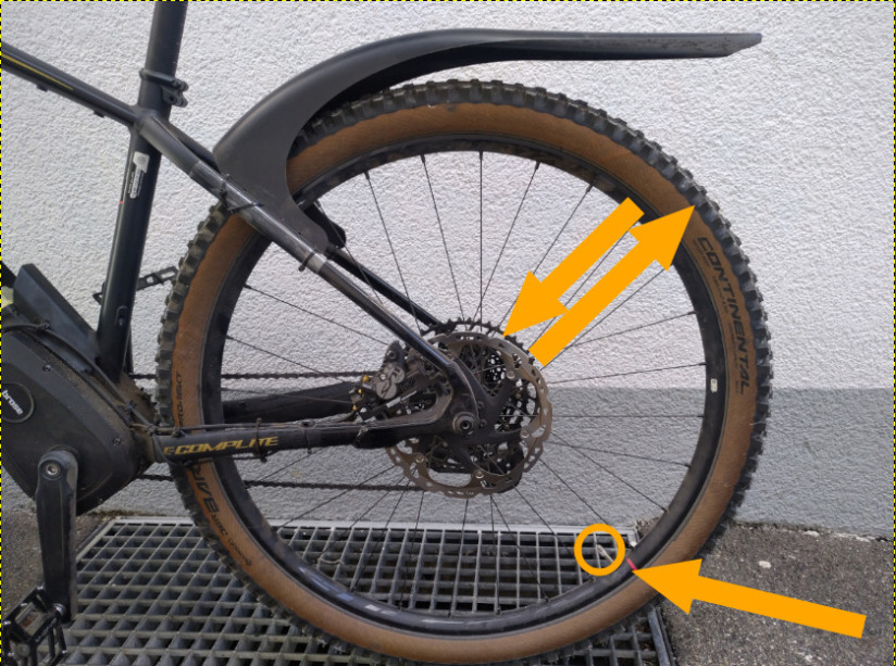 E_MTB_Hinterrad_Vibrationen_Reifendruck